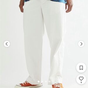 UO Urban Outfitters White Chino Trousers Relax Fit size 33x32